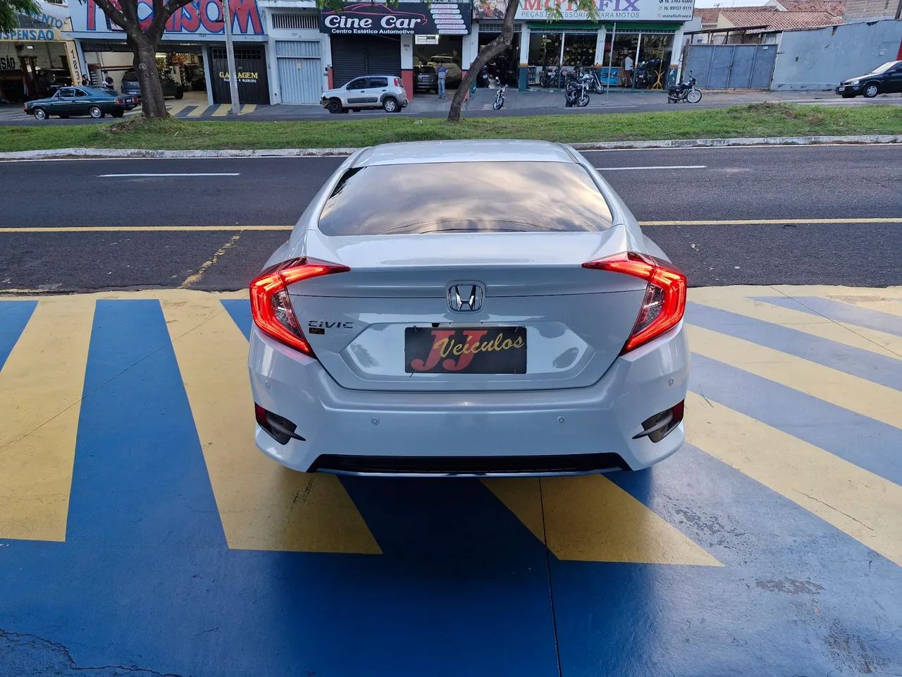 CIVIC EXL 2.0 CVT 2021.21 BRANCO COM 38 MIL KM - Foto 4