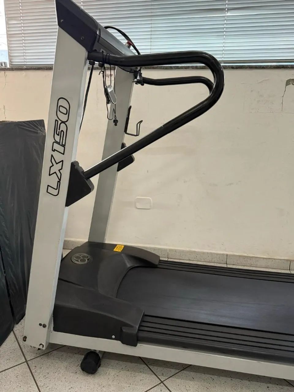Esteira Ergométrica Profissional Movement LX150 G2 - Parcelo no Cartão com Juros