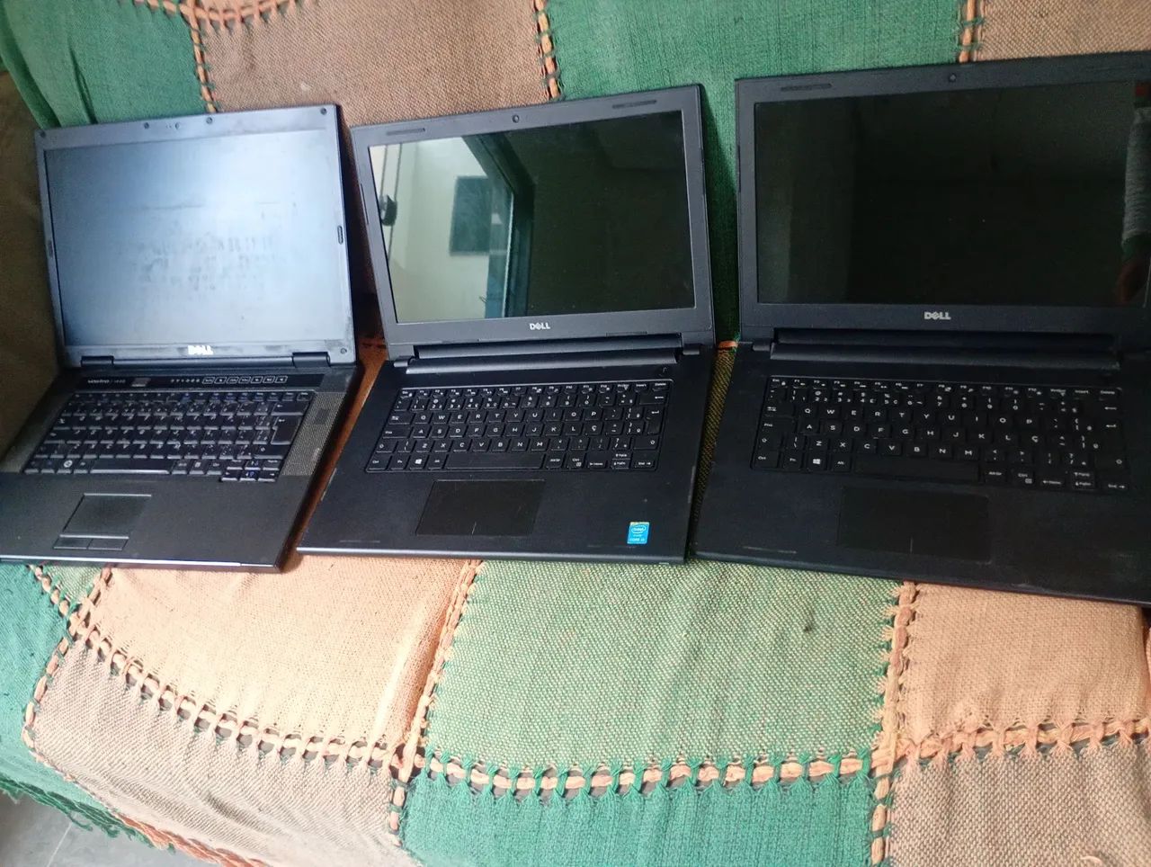 Notebook Dell observação pra concerto ou retirada de peça 
