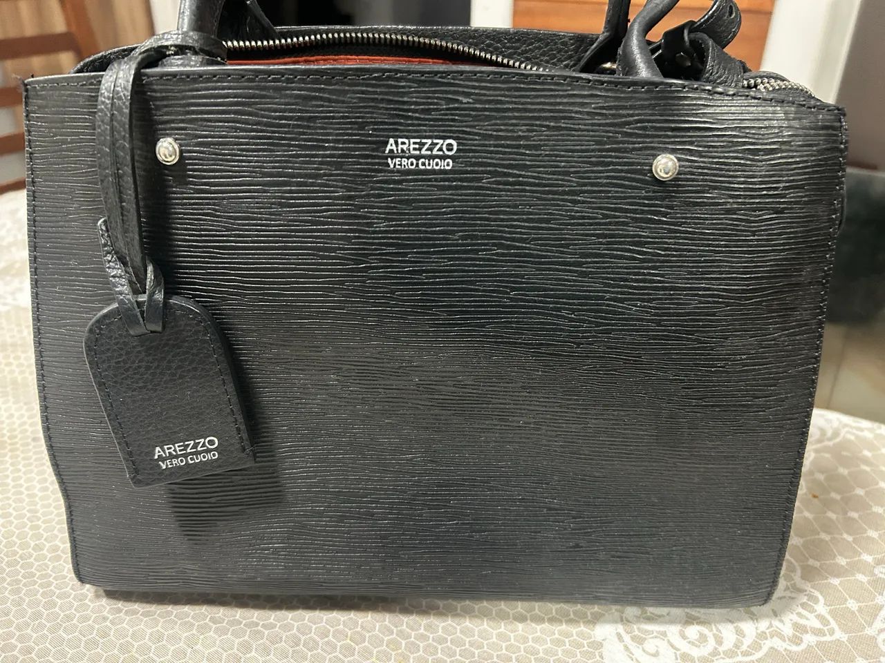 Bolsa tote  de couro preta bela - Foto 2