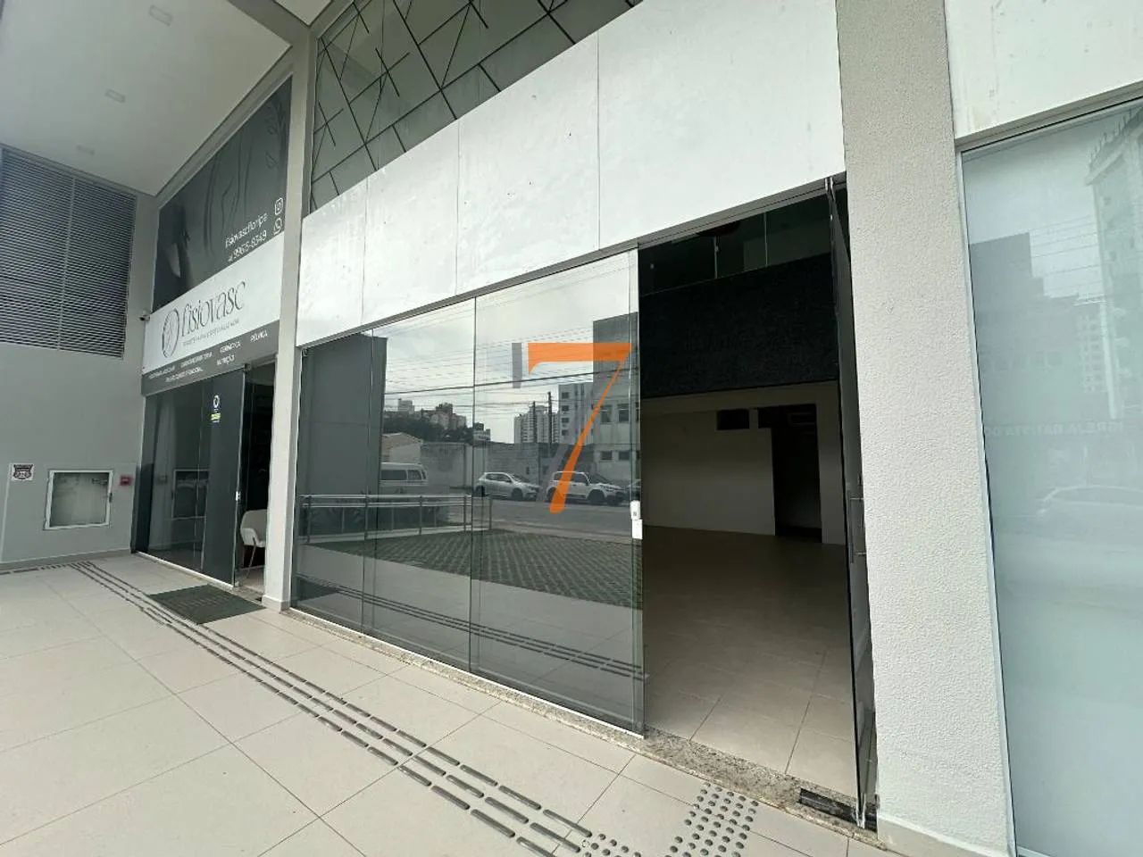 Loja para alugar, 76 m² por R$ 5.076,00/mês - Canto - Florianópolis/SC