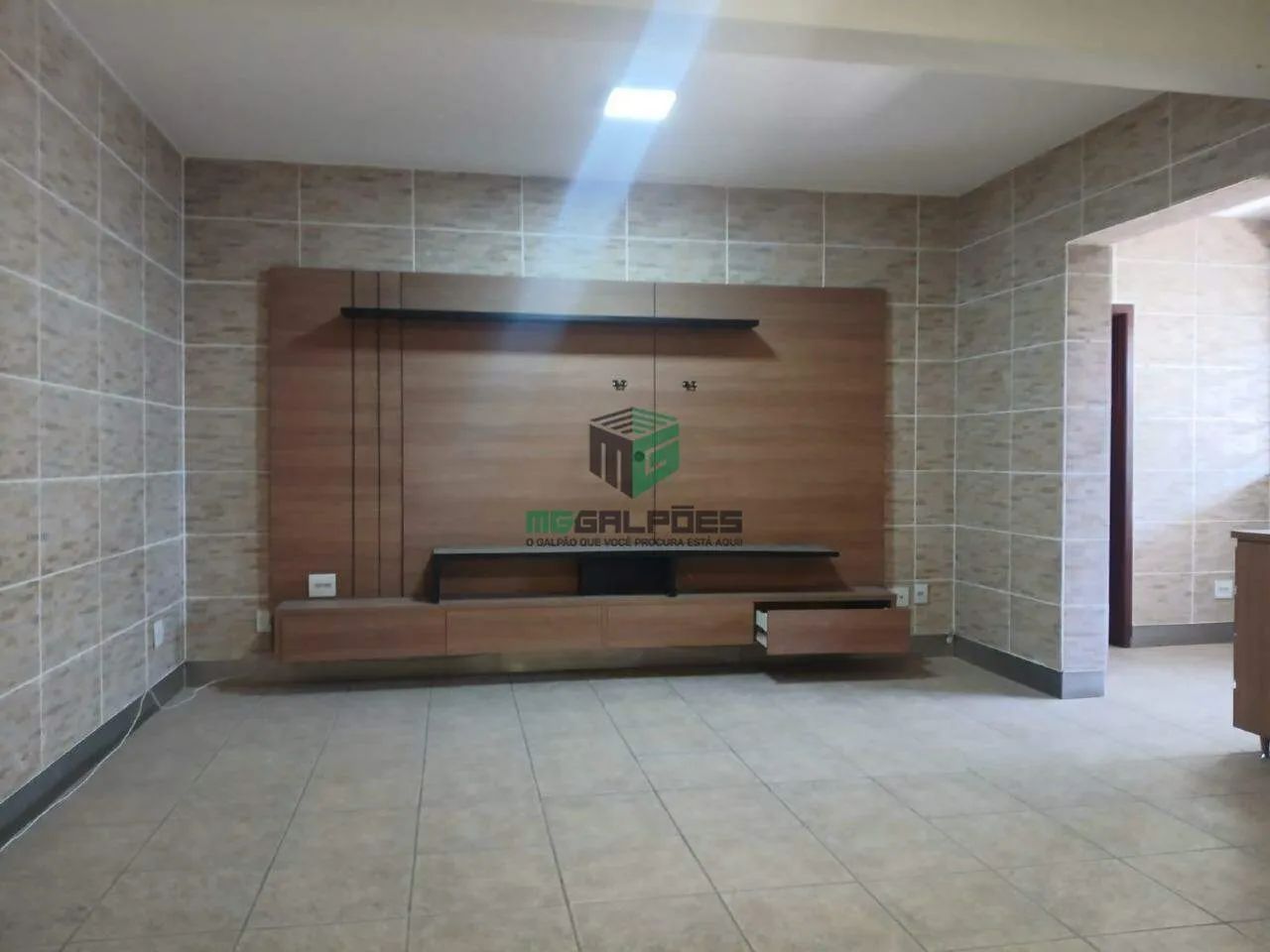CASA PARA LOCAÇÃO - CÉLVIA - VESPASIANO/MG