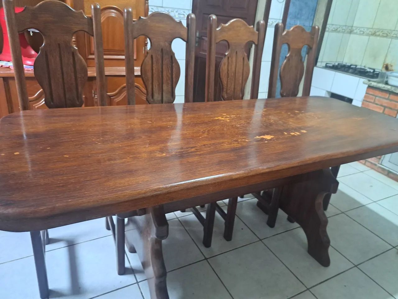Mesa de Angelim pedra com 6 cadeiras  - Foto 3