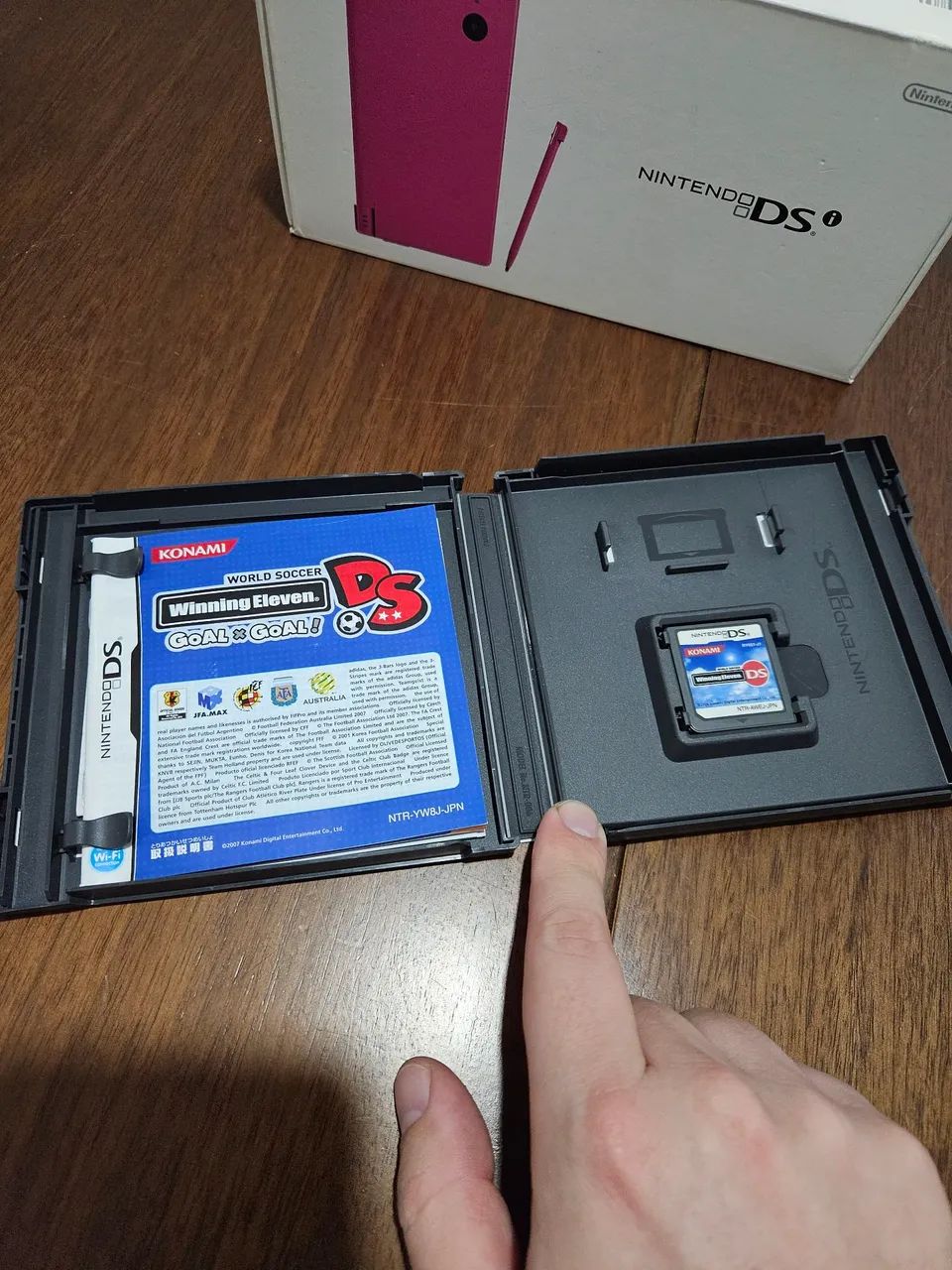 Nintendo DSi Rosa + Micro SD com Jogos - Foto 5