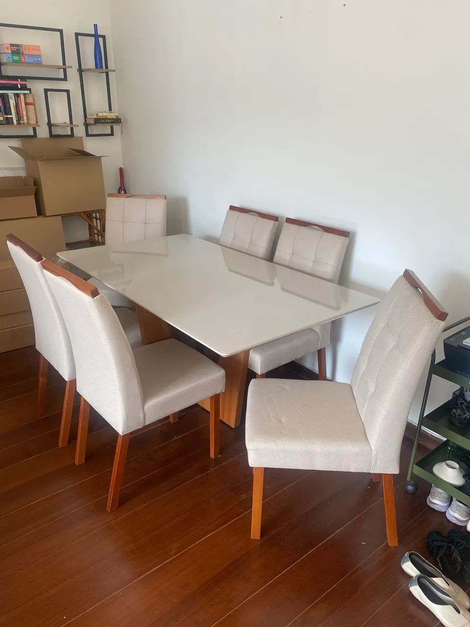 Mesa e 6 cadeiras - Foto 4