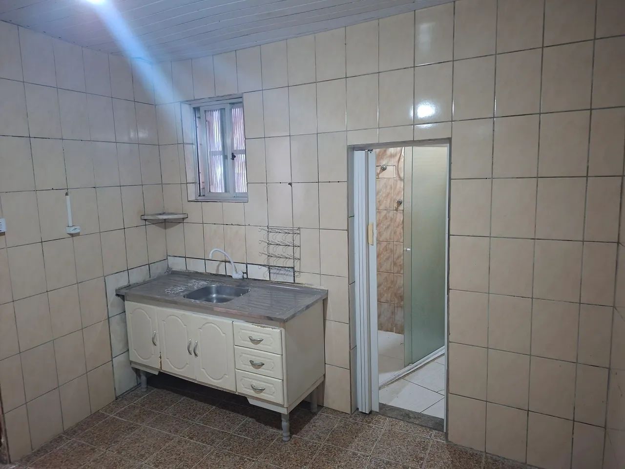 Casa de aluguel 4 cômodos e um banheiro  - Foto 2