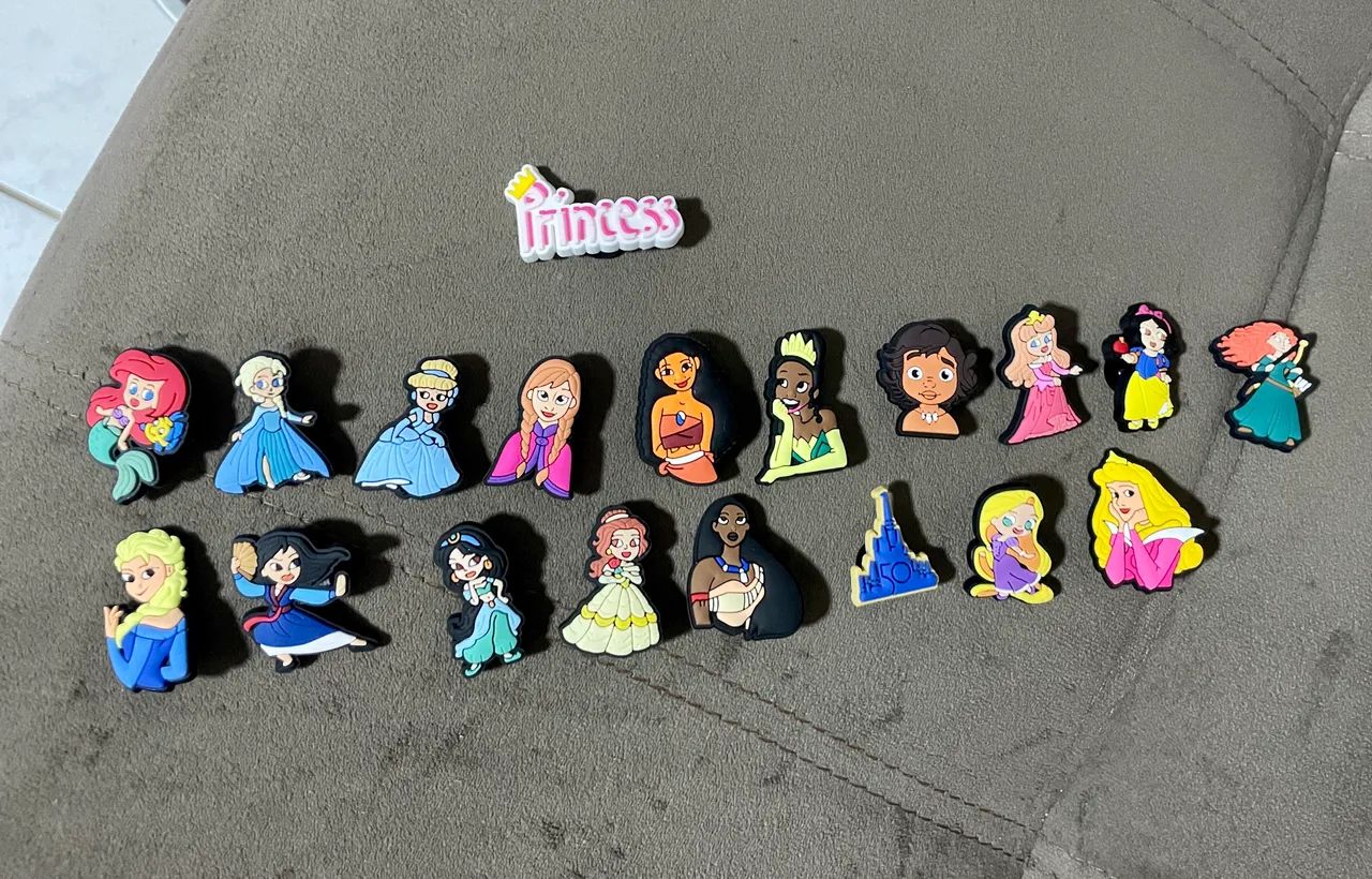 Pins para Crocs sandália  - Foto 2