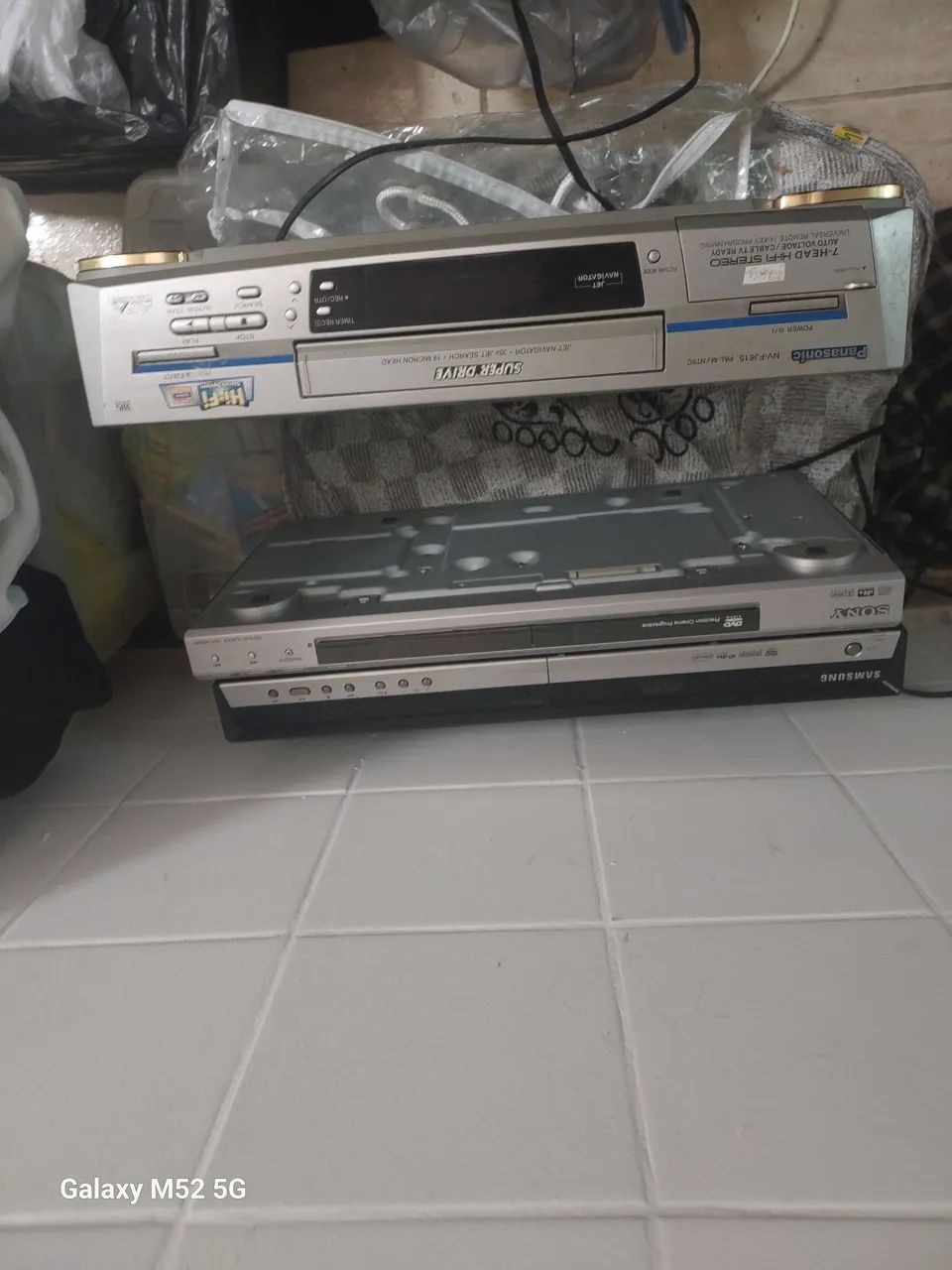 Tocador de DVD e CD Panasonic  e Sony 2 aparelhos 