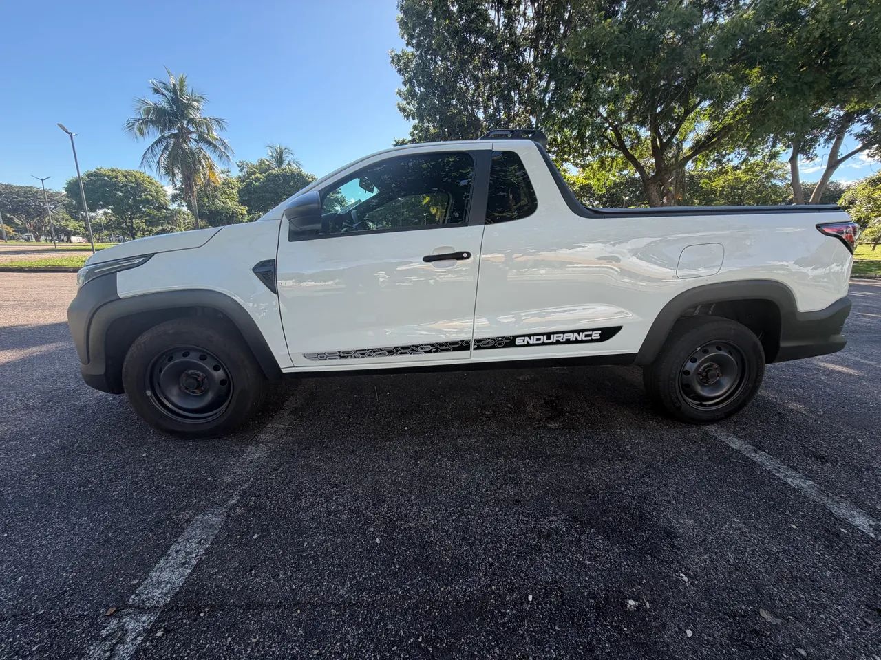 Fiat Strada Endurance 1.4 Flex 8V CS Plus 2023 - Foto 4