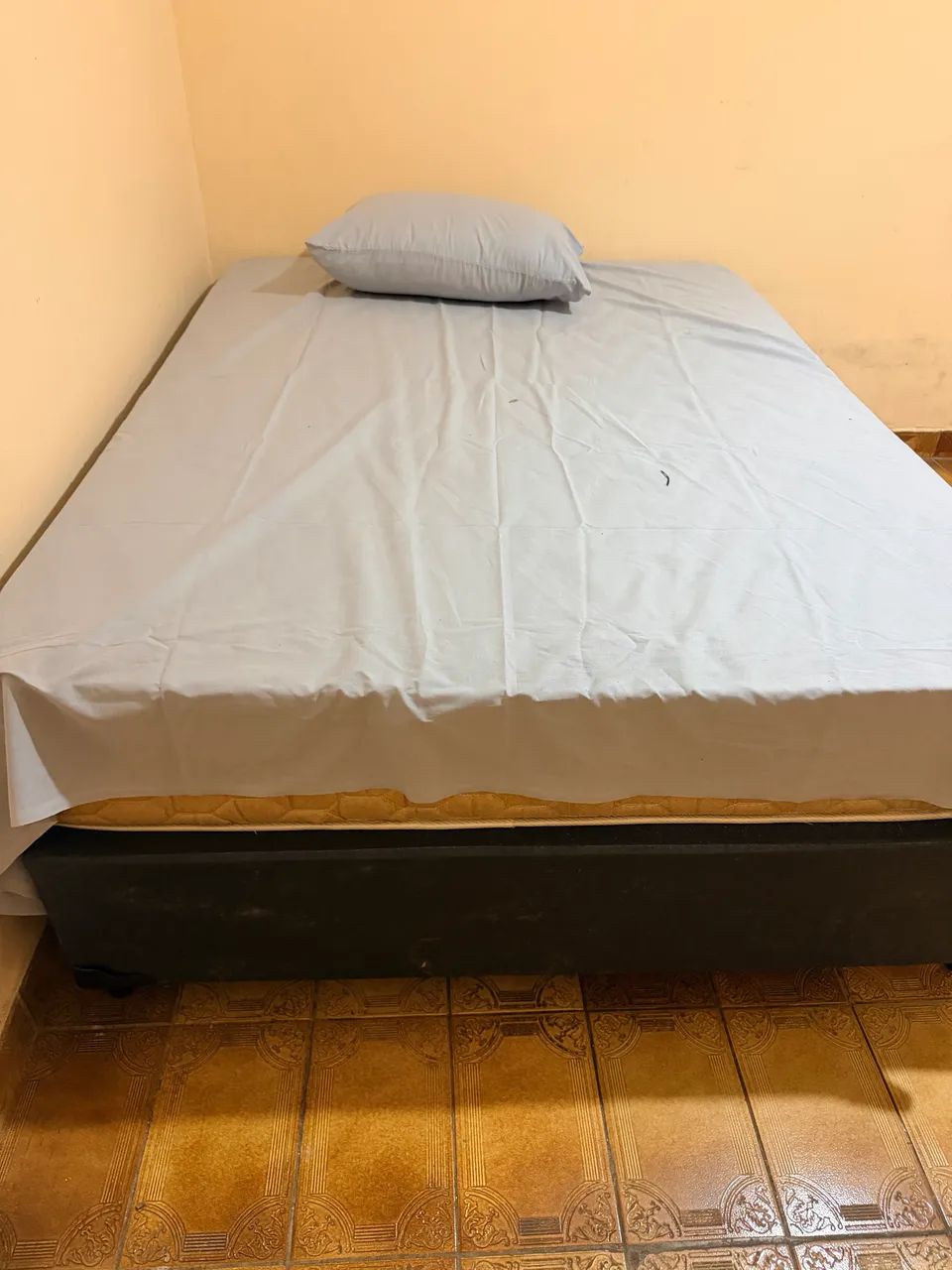 Cama box solteirão 