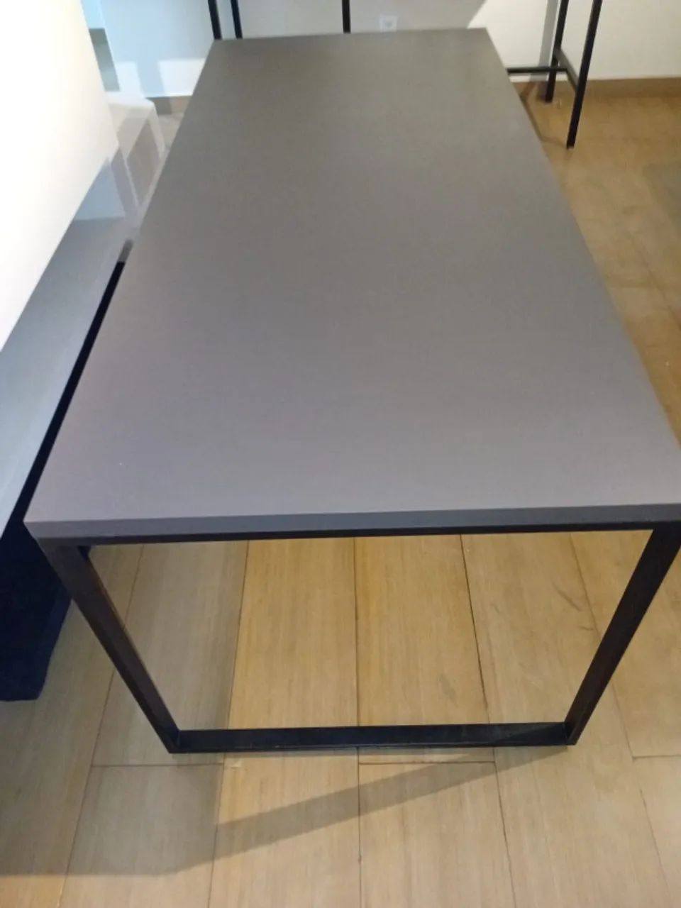 Mesa de trabalho + bancos478203060883312641