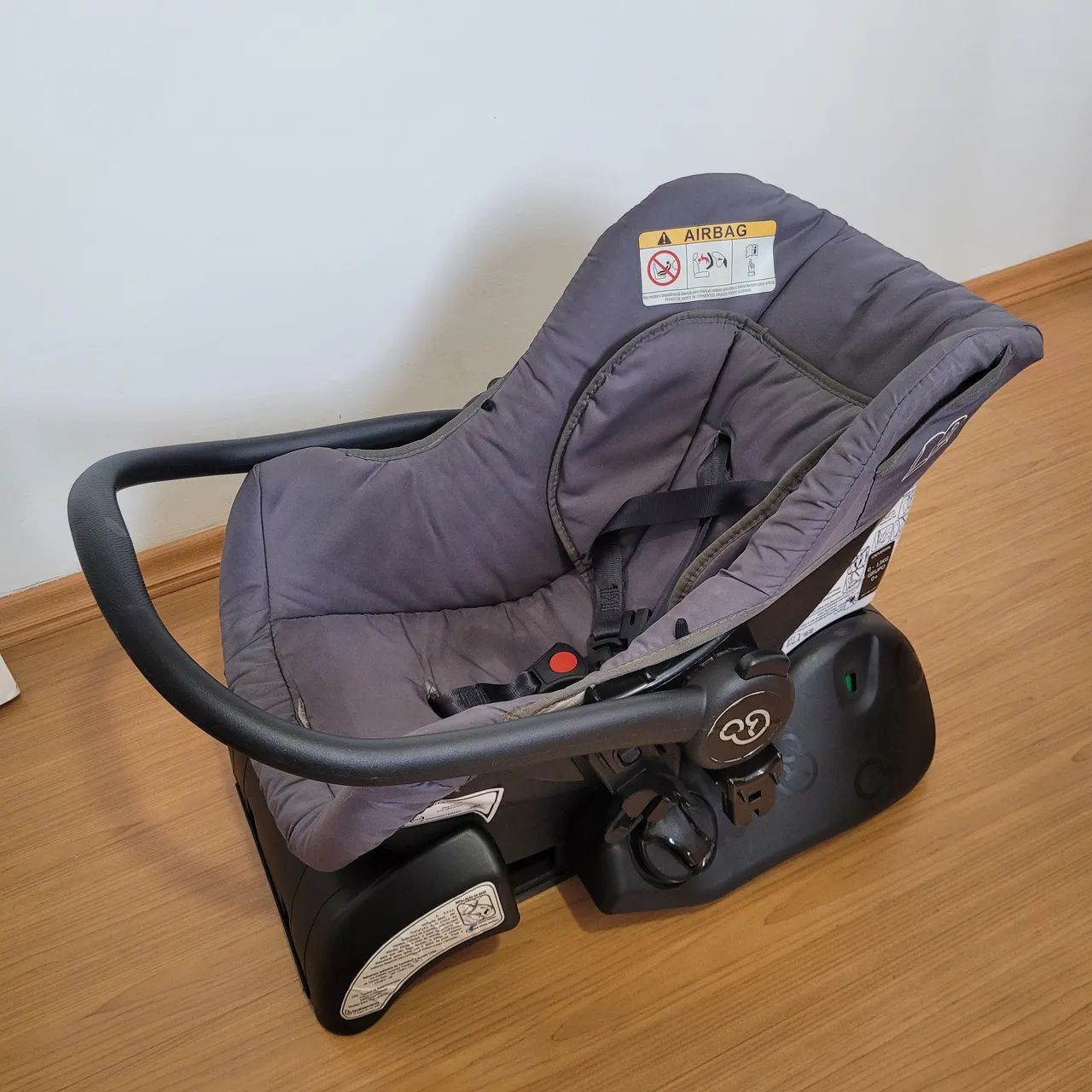 Conjunto Bebê Conforto Grid Black com Base Fixação Galzerano - Foto 2