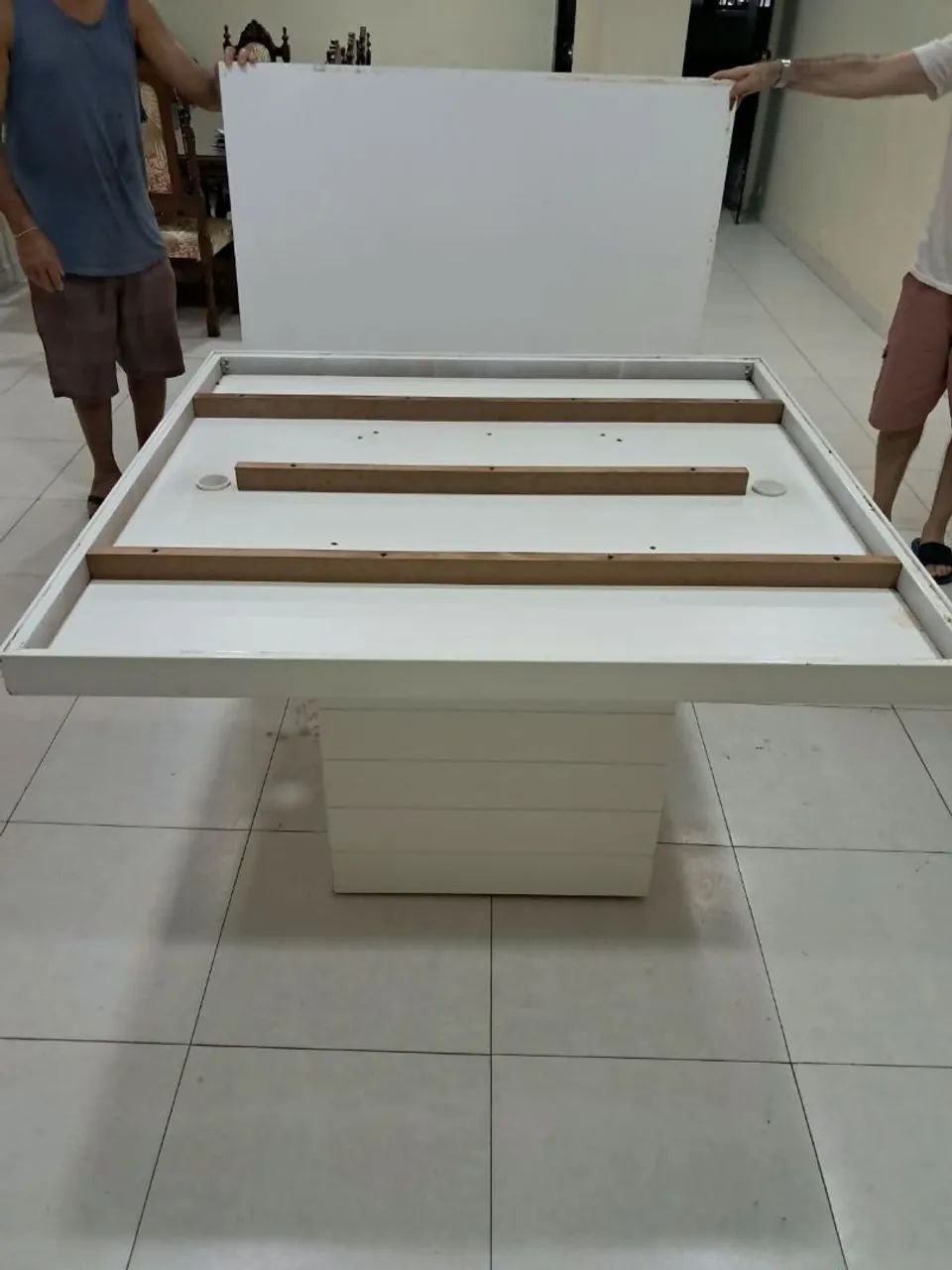 Mesa de vidro quadrada 1,40x1,40 m SEM CADEIRAS - Foto 3