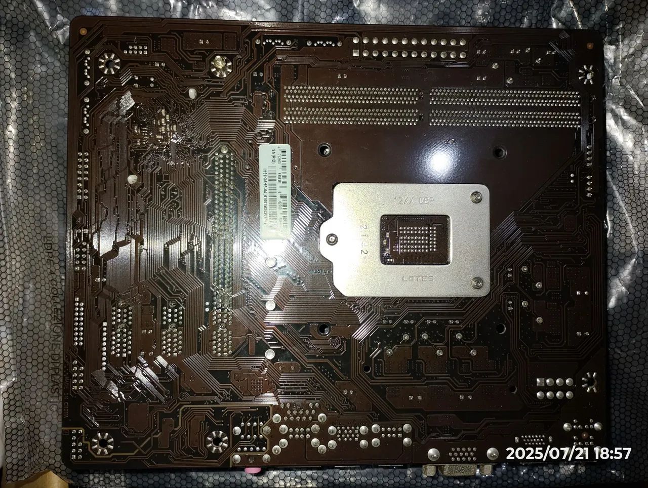 PEÇAS PARA PC: FONTE, PLACA-M?E E PLACA DE VÍDEO - Foto 2