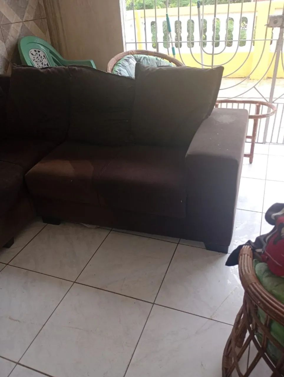 Vende-se Sofá em L e som Usados - Foto 4