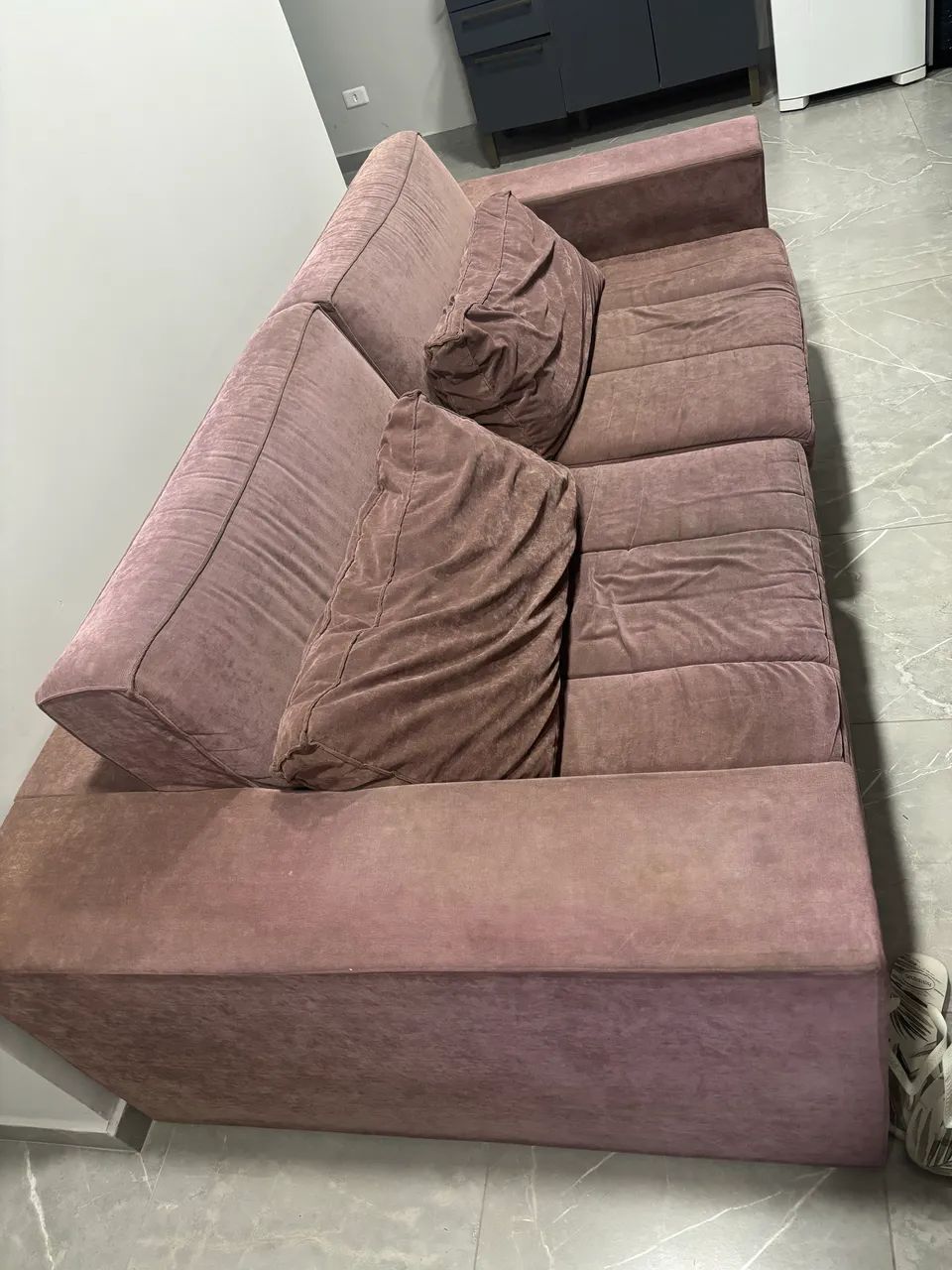 Sofá 3 lugares em bom estado  - Foto 2