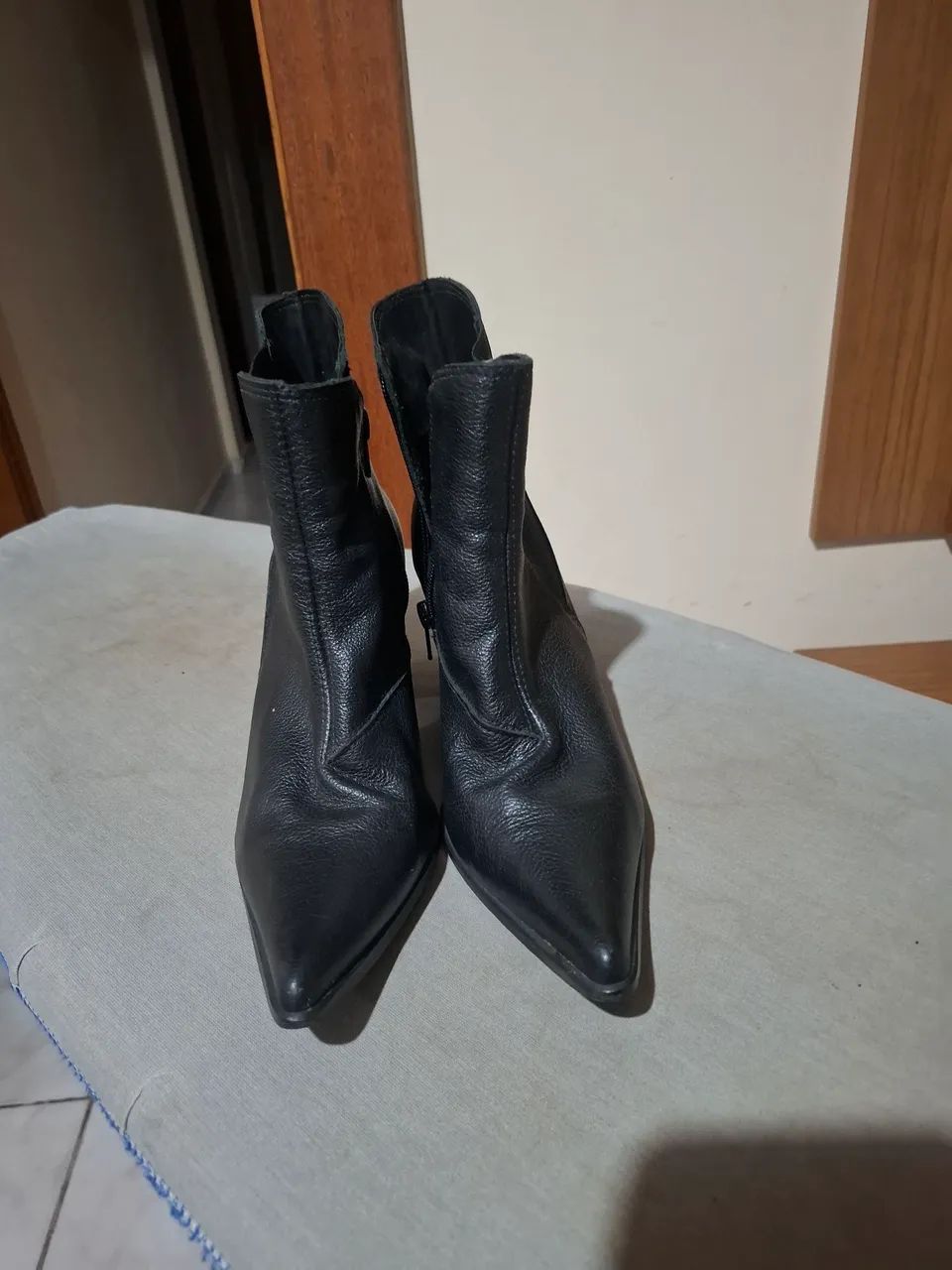 Bota couro cano curto - Foto 2