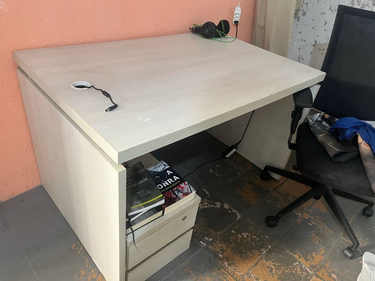 Mesa de escritório 