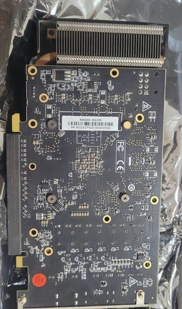 RX 580 8gb COM DEFEITO - Foto 2
