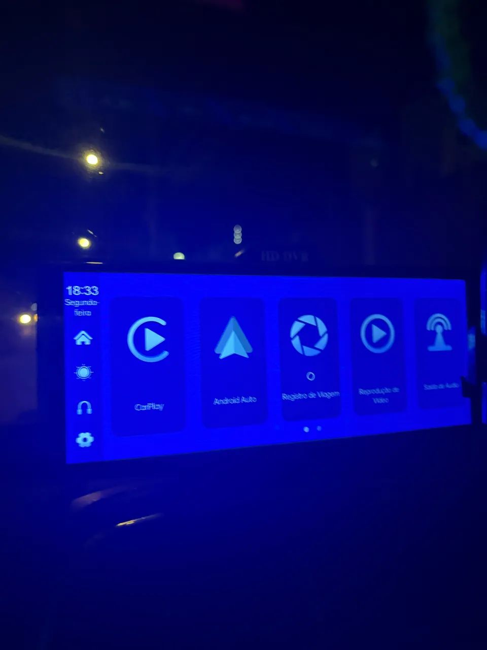 Multimídia portátil para carro