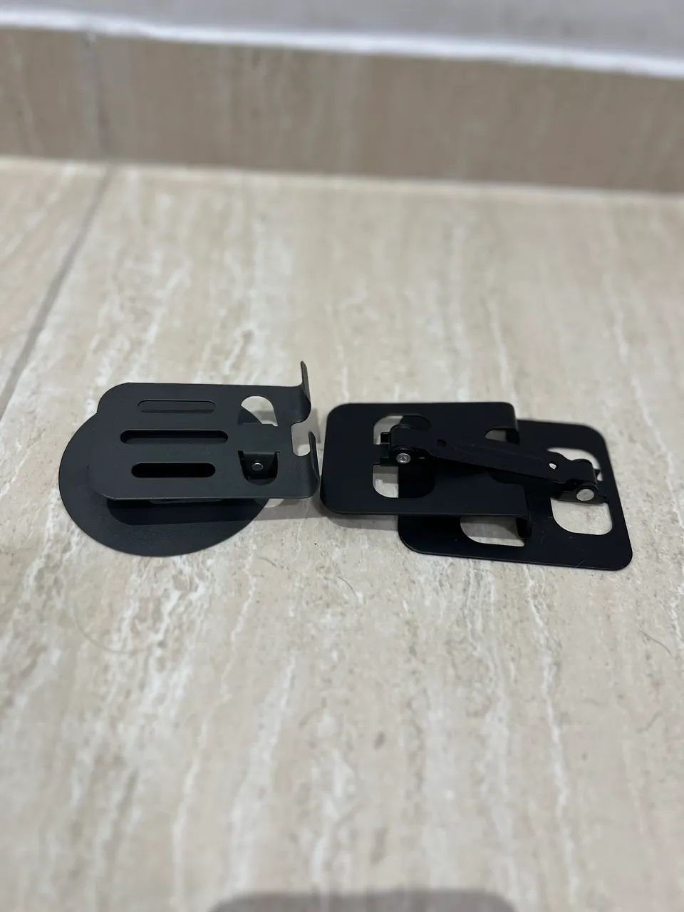 Suporte de Celular de Mesa em Metal - Foto 4