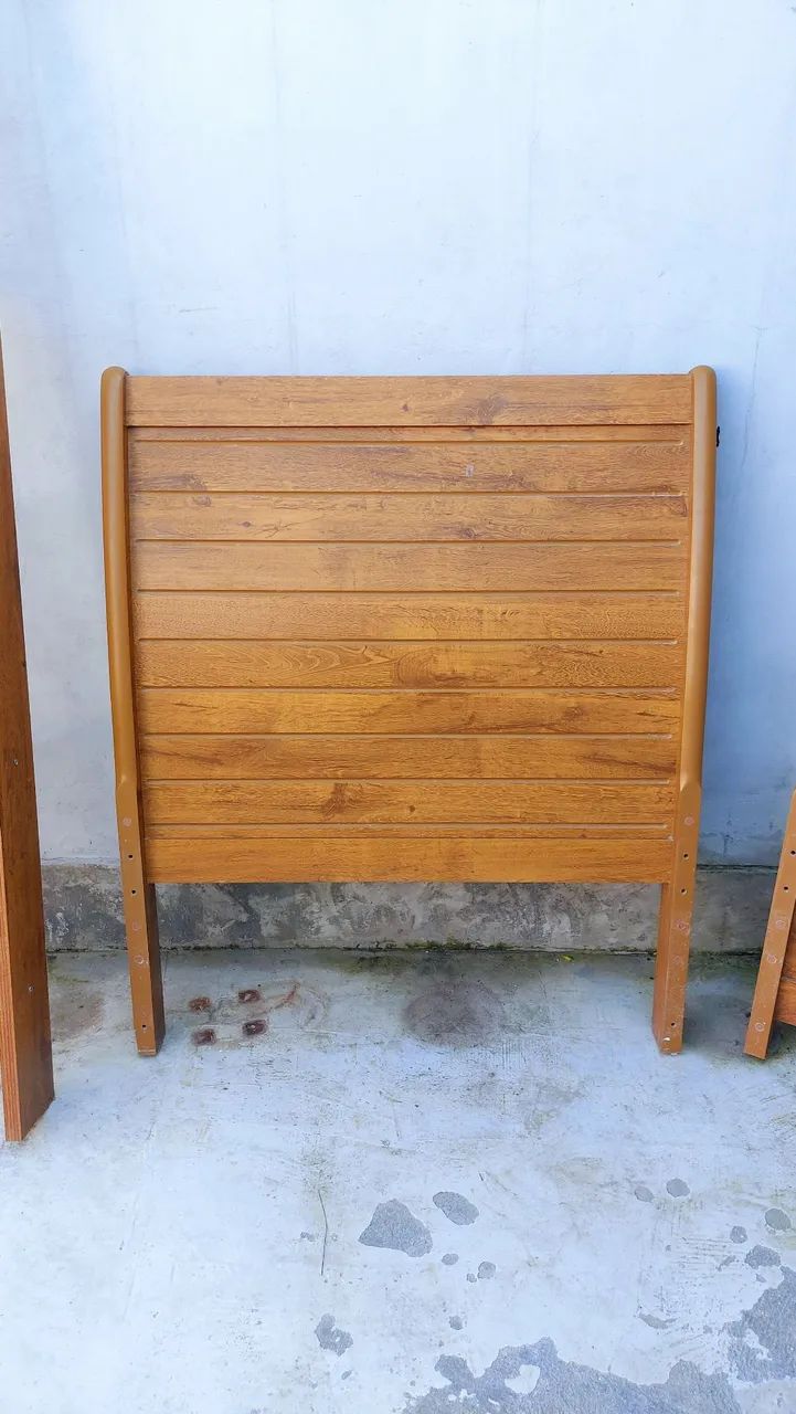 Cama de solteiro em perfeito estado com colchão  de brinde  - Foto 3