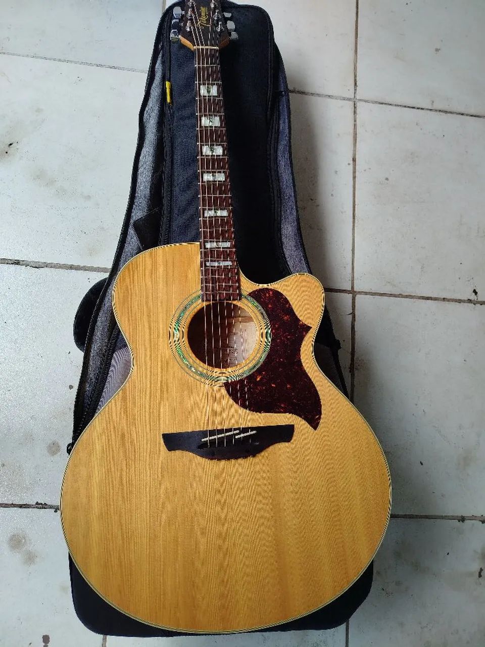Violão Takamine EG523SC Coreano Jumbo