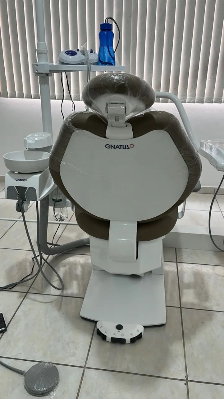 Cadeira odontológica nova