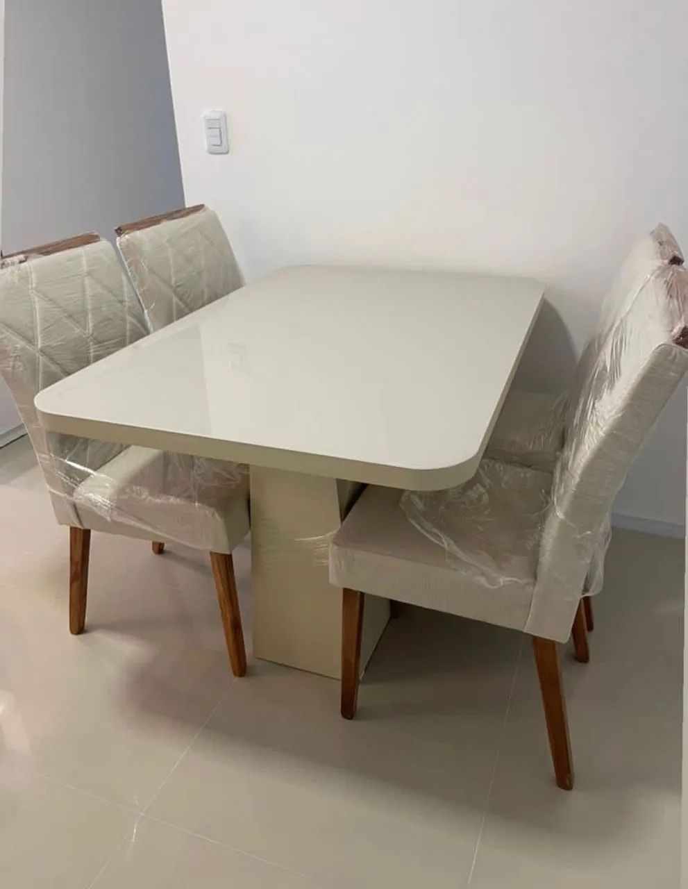 Mesa de Jantar Retangular Luxo com Vidro Laqueado 4mm - Foto 5