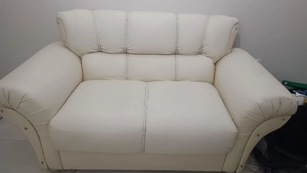 Vendo sofá duas pessoas usado em perfeitas condições 