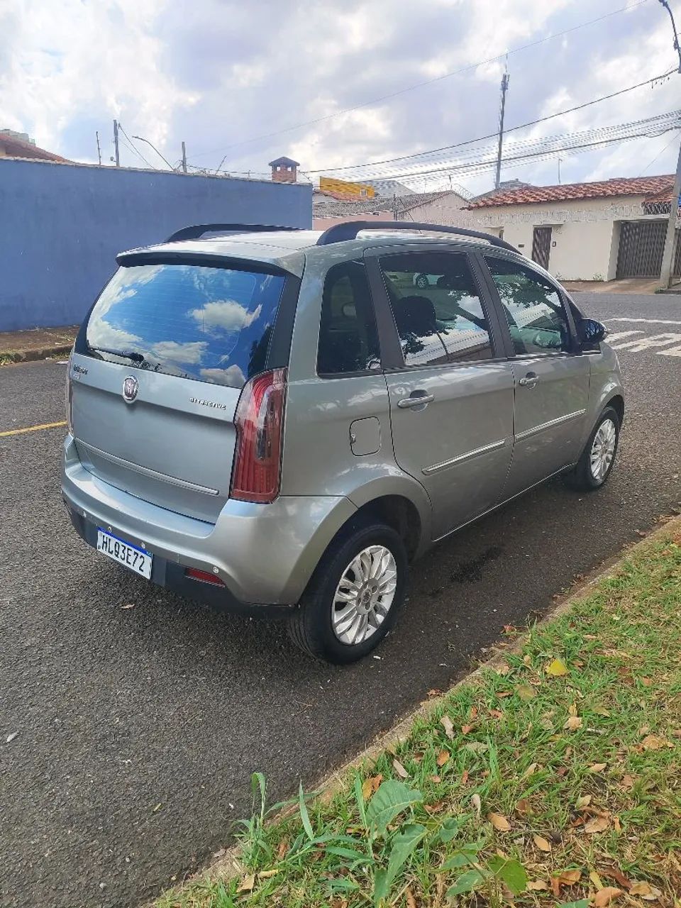 Fiat Idea Attractive 1.4 Fire Flex 8V 5P 2012 - Foto 4