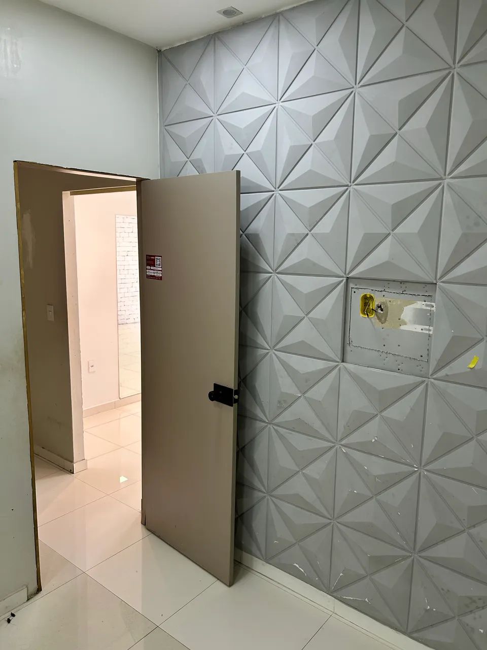 Sala ideal para loja de confecção , ótica , escritório de empréstimos .etc. - Foto 4