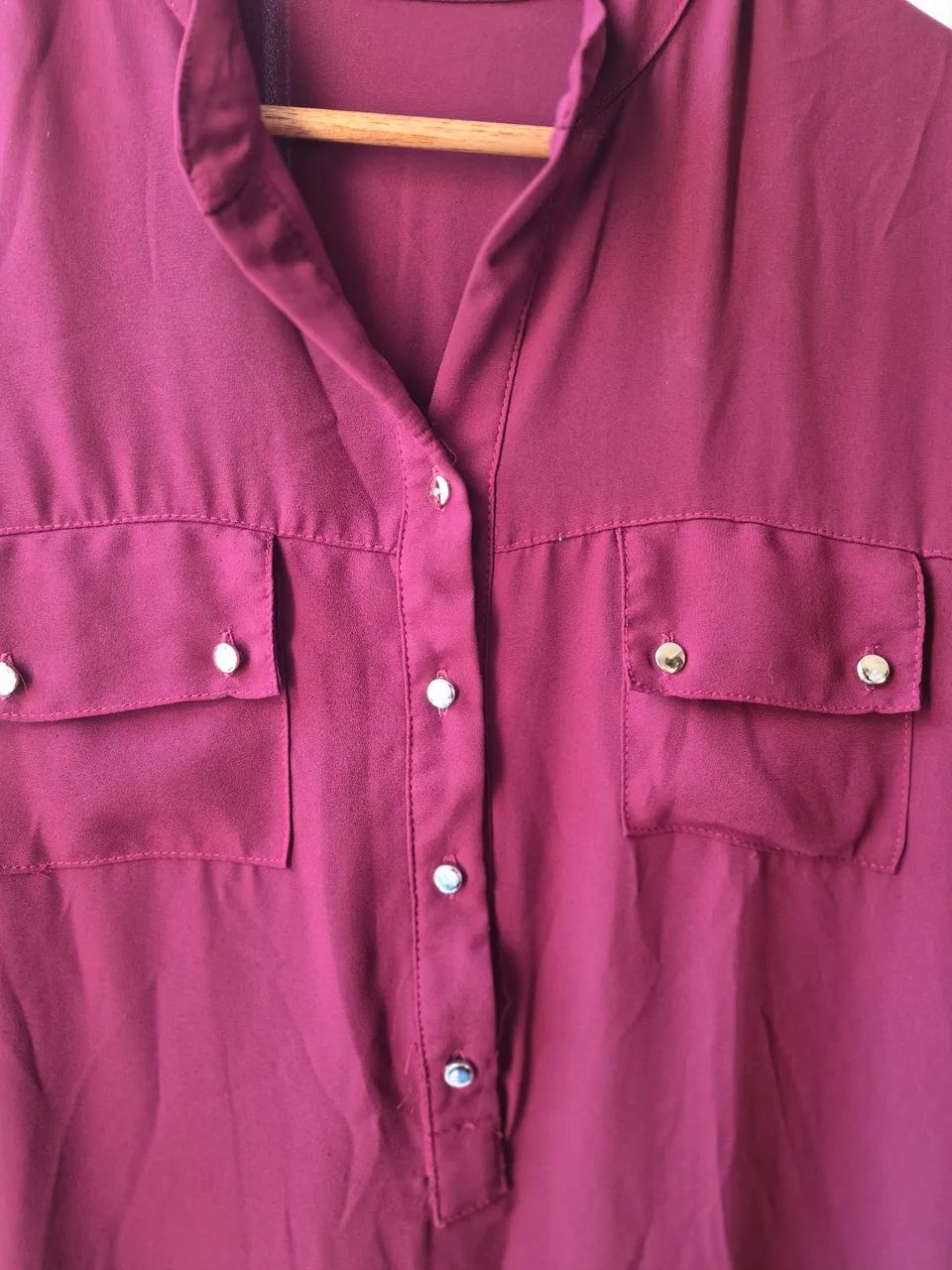 Vestido chemise crepe vinho  - Foto 4