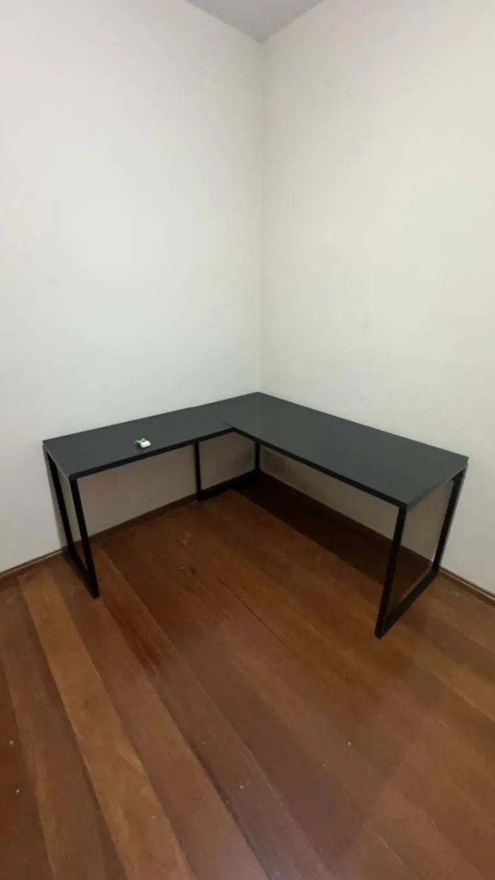 MESA DE ESCRITÓRIO