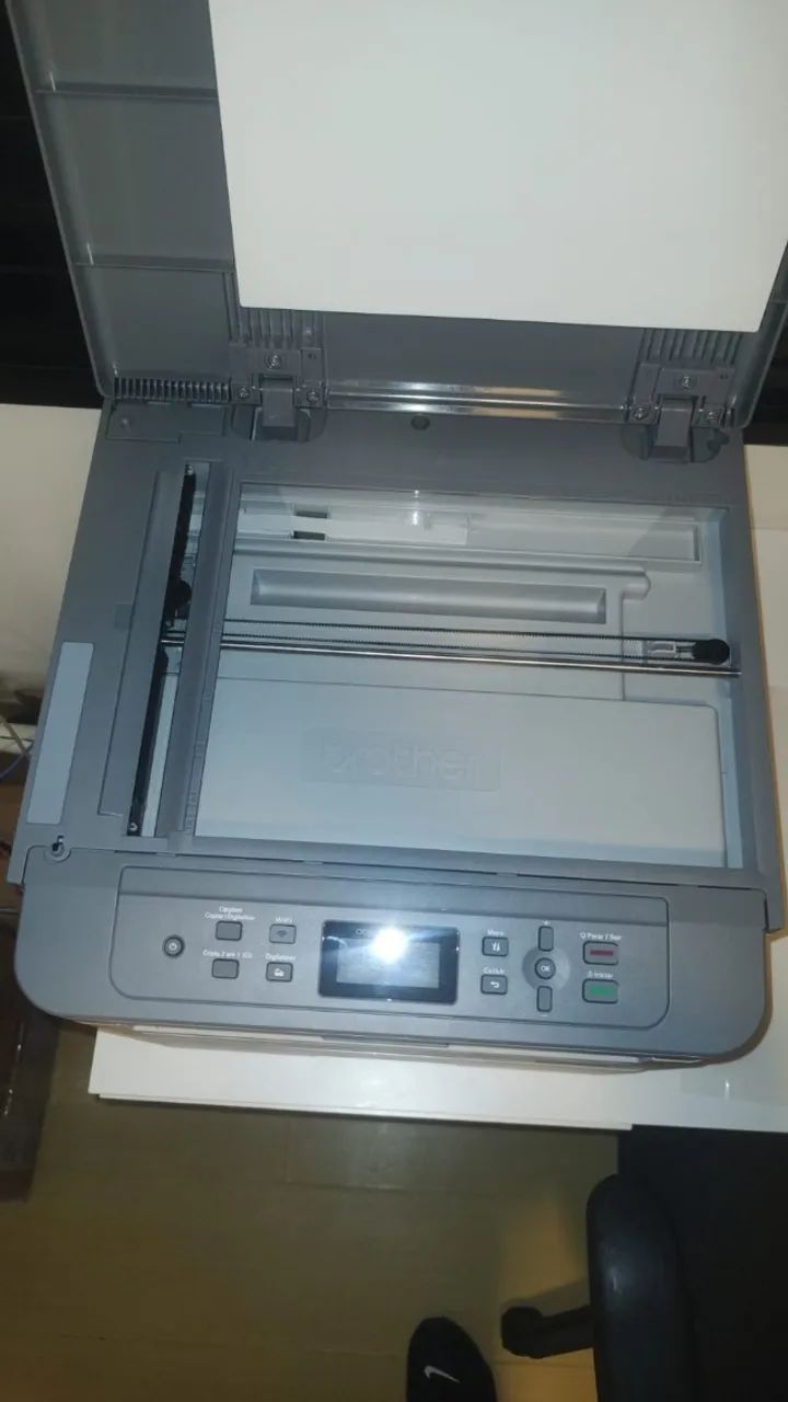 Impressora Lazer nova