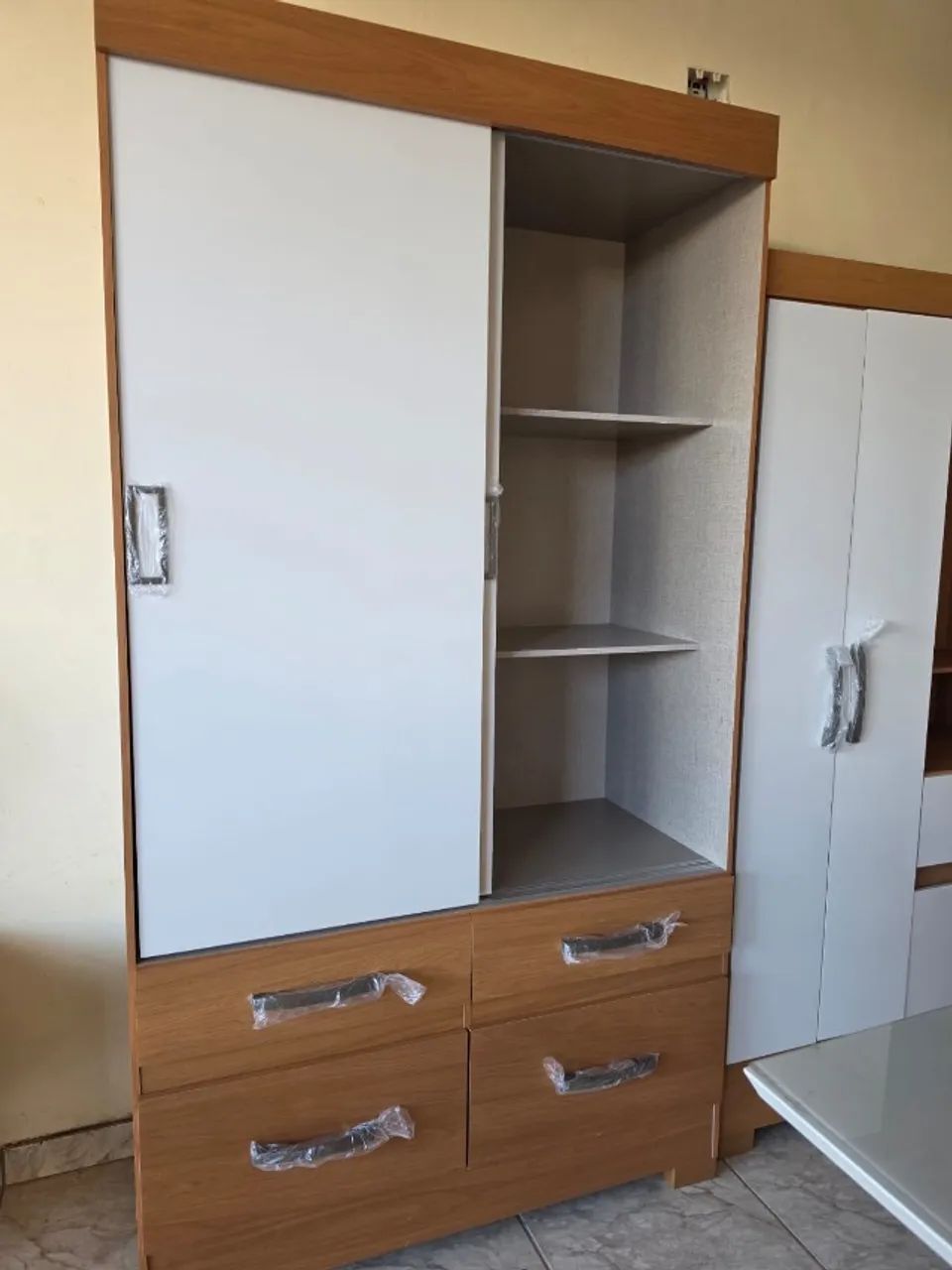 GUARDA ROUPA DE SOLTEIRO NOVO - Foto 2