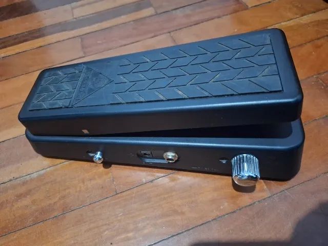 Behringer Hell Babe Wah - Foto 2