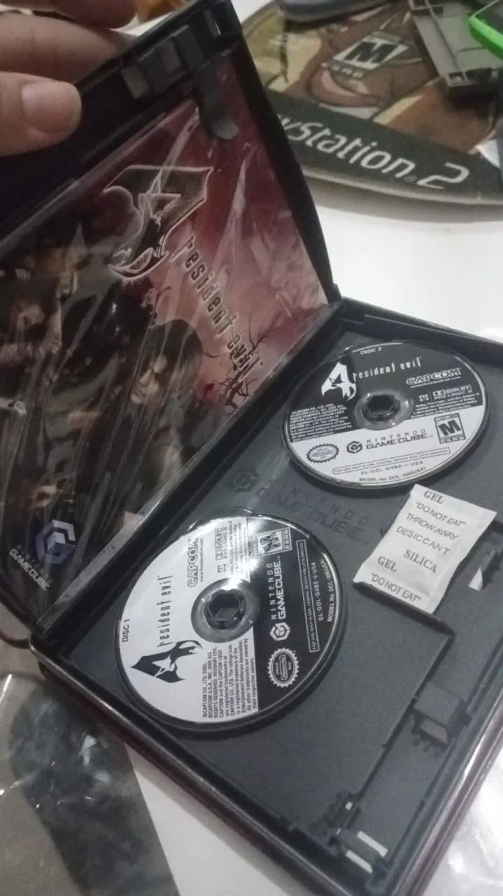 Resident Evil especial edition game cube - Foto 2