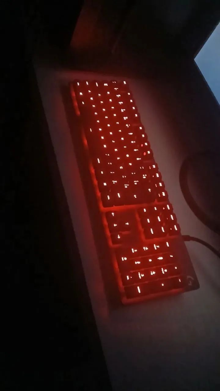 Teclado Gamer mecânico (defeito) - Foto 2