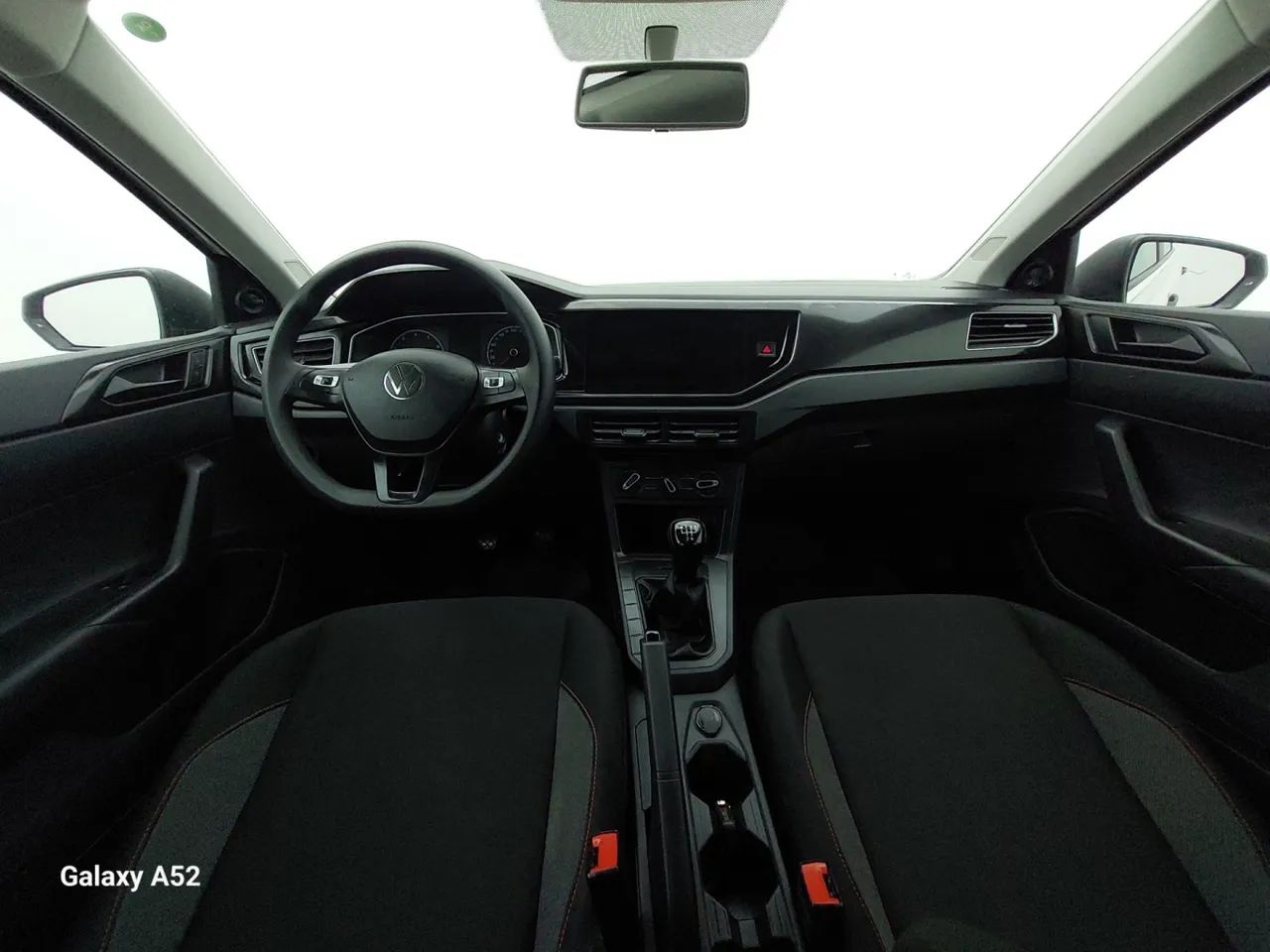 Volkswagen Polo Track 1.0 Flex 12V 5p, foto 15 de 18