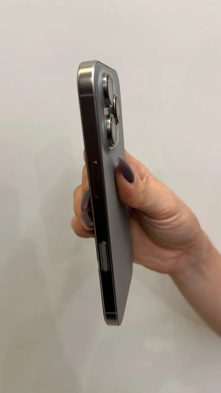 IPHONE 16ro 128 91% de bateria  - Foto 3