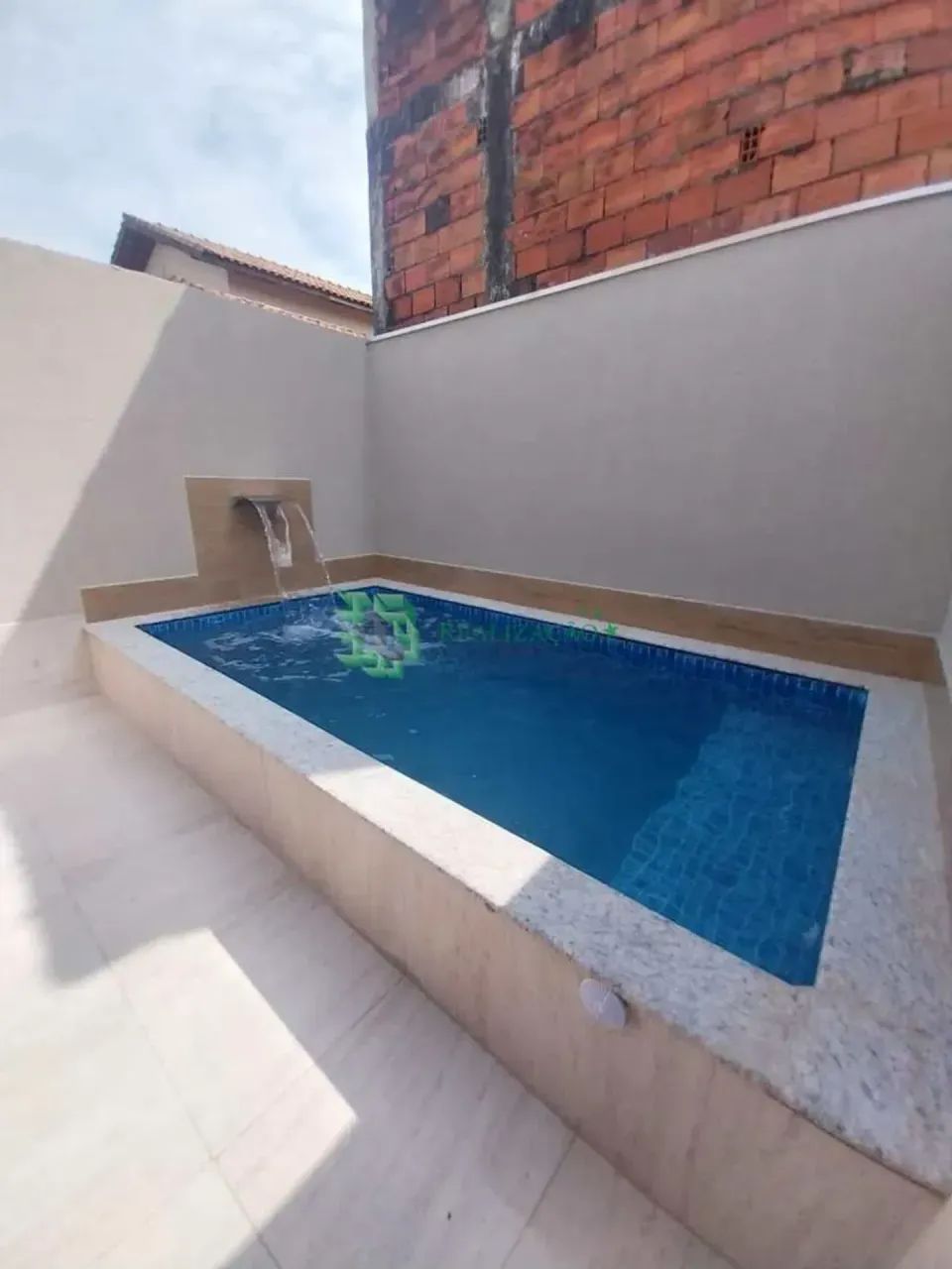 CASA COM PISCINA , 3 DORMITÓRIOS E PREÇO BOM ! - Foto 4