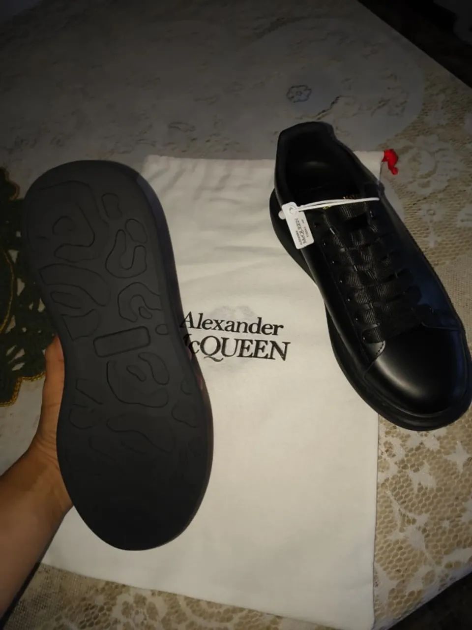 Tênis Alexander McQueen Oversized Preto Masculino - Foto 4