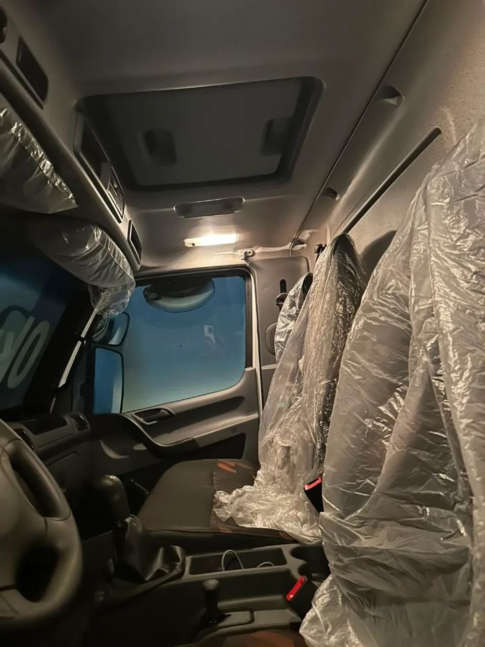 Accelo 817 2025 0km - Foto 3