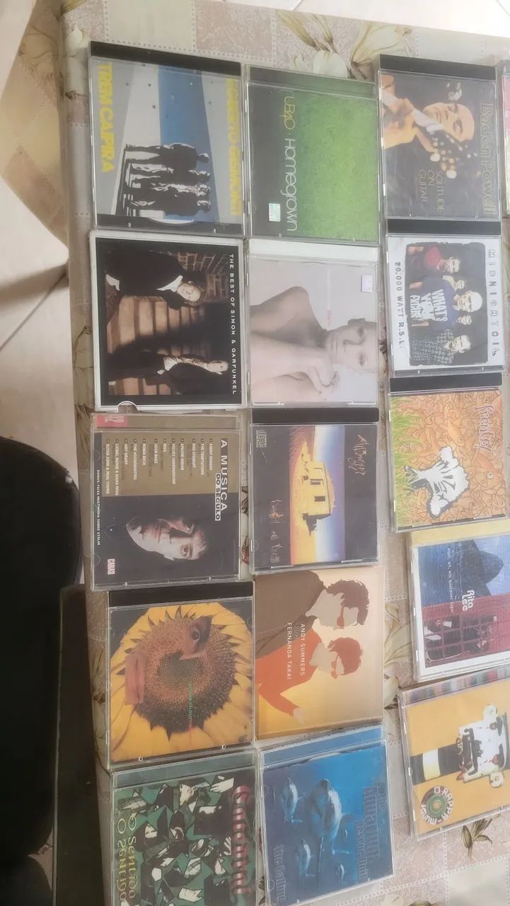 Vendo lotes com 60 cds a 10 reais cada  - Foto 2