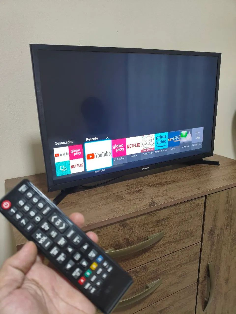 Tv Samsung smart 32 polegadas tv simples funciona tudo mais sistema mais lento  - Foto 5