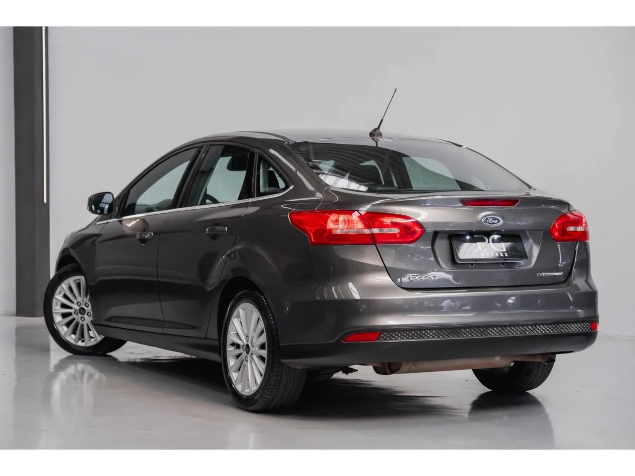 Ford Focus Fastback Tit./t.plus 2.0 Flex Aut. 2018 - Foto 3