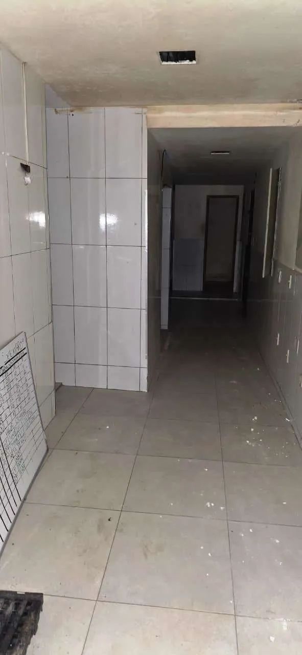 La Paz Imóveis aluga: Loja no Centro de Realengo 200m² - Foto 5