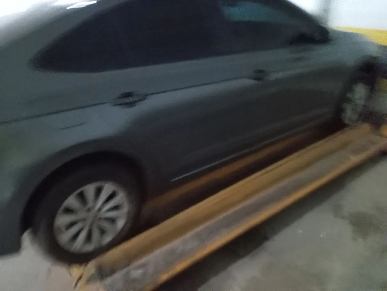 vendo barato tá com a correia dentada arrebentada