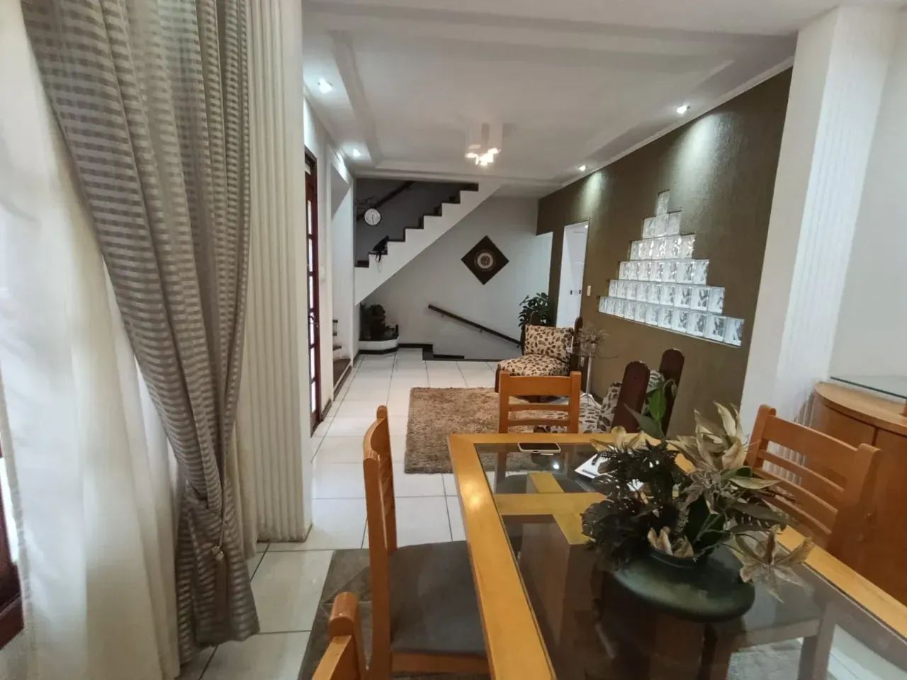 Casa à venda com 03 quartos no bairro Carlos Prates - Foto 3